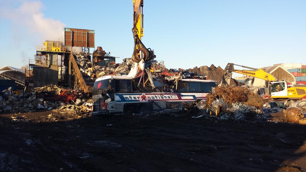 james_botelho's tweet photo. Bus destruction. . There one minute gone the second. .. https://t.co/PfnG0es4bq