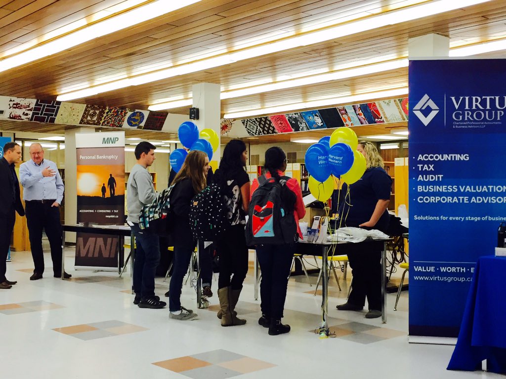 CTFinancialFair's tweet photo. Financial Fair going well! Students found a lot of useful financial information. @VirtusGroupLLP @MNP_LLP https://t.co/5Re9QvCF4T