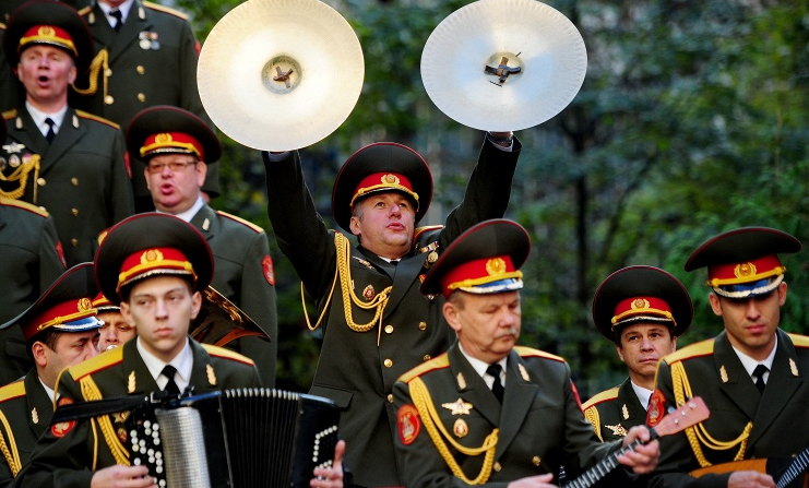 Эстония запретила концерт Ансамбля песни и пляски Российской Армии ridus.ru/news/205844