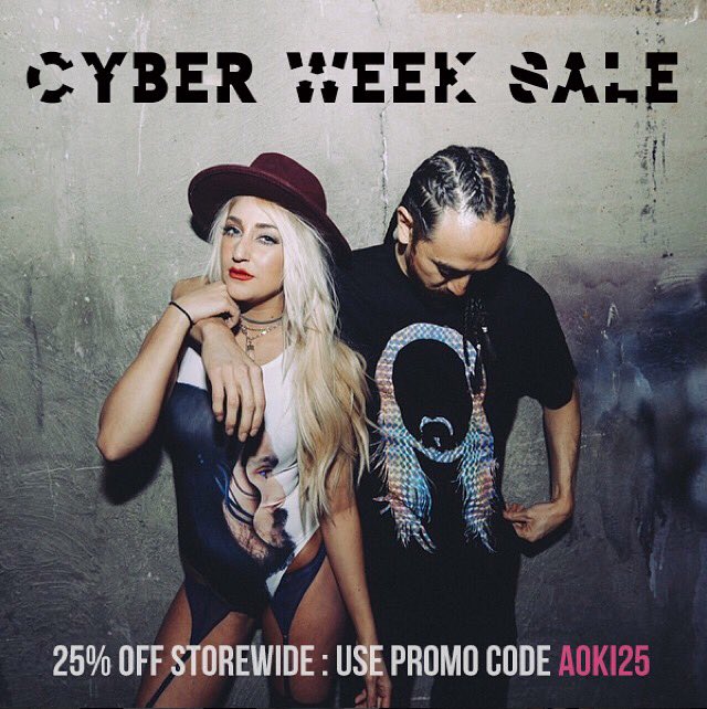 I got you fam! From now until Dec 4, enjoy 25% off all my merch!! Use promo code: AOKI25.   kt8merch.com/steveaoki https://t.co/ytfA63iVMd