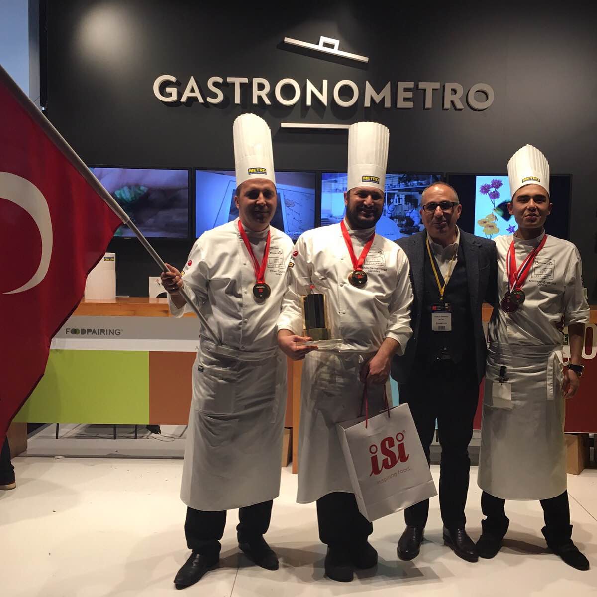 Bocuse D'or Türkiye Milli Seçmeleri'nde birincilik Mutlu Şevket Yılmaz'ın oldu. #Sirha2015 #Bocusedor2015