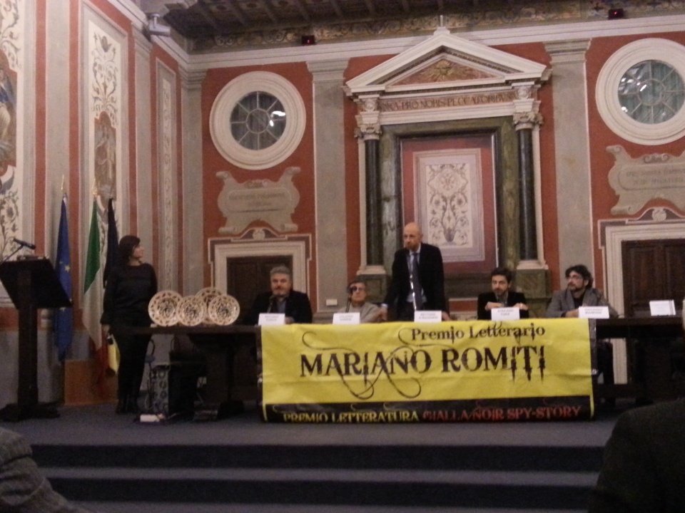 premioromiti's tweet photo. In attesa di conoscere il nome del vincitore della IV edizione del Premio Letterario Mariano Romiti 2015
 #PMR2015 https://t.co/u5eSjaSIo0