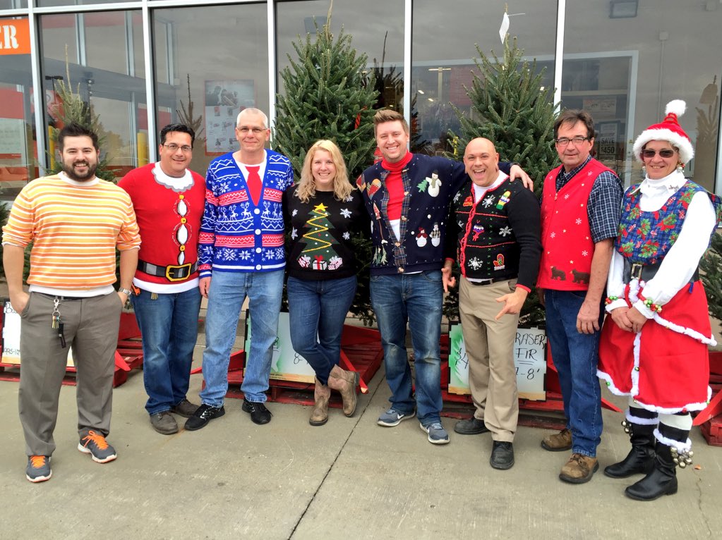 ashleyjglover's tweet photo. Here are our ugly sweater finalists! https://t.co/Zv05VHF63A