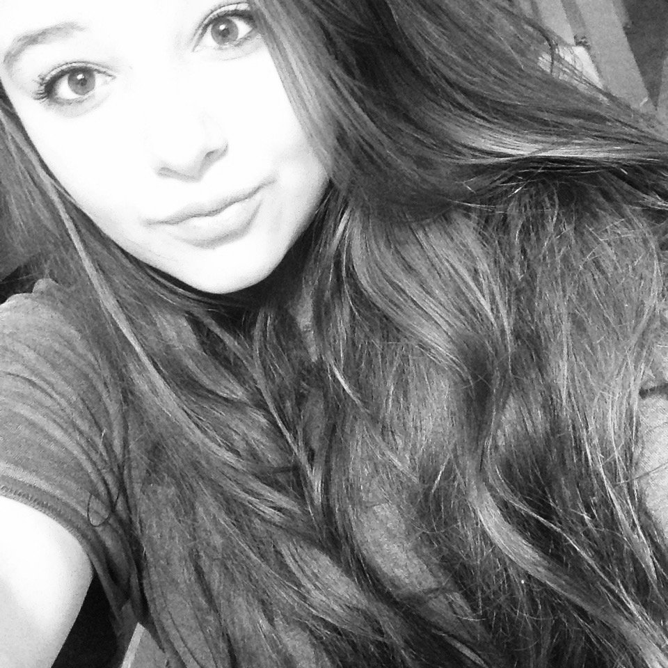 MindlessWood's tweet photo. Didn't get out of bed alllll day. I'm so tired☪❔it must be the 🌨❄️⛅️🌫 https://t.co/rOT57dTkAP