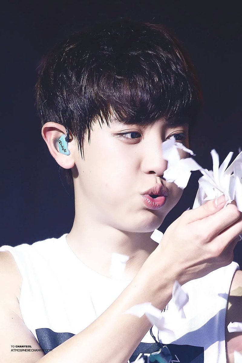 SEKAIYEOLTEAM's tweet photo. [DL] 151121 CHANYEOL cr.ATMOSPHERECHAN_9P
LINK >> https://t.co/VeHN5kRHD6 
V.knockknock0408 https://t.co/Hvb3KNSnqH