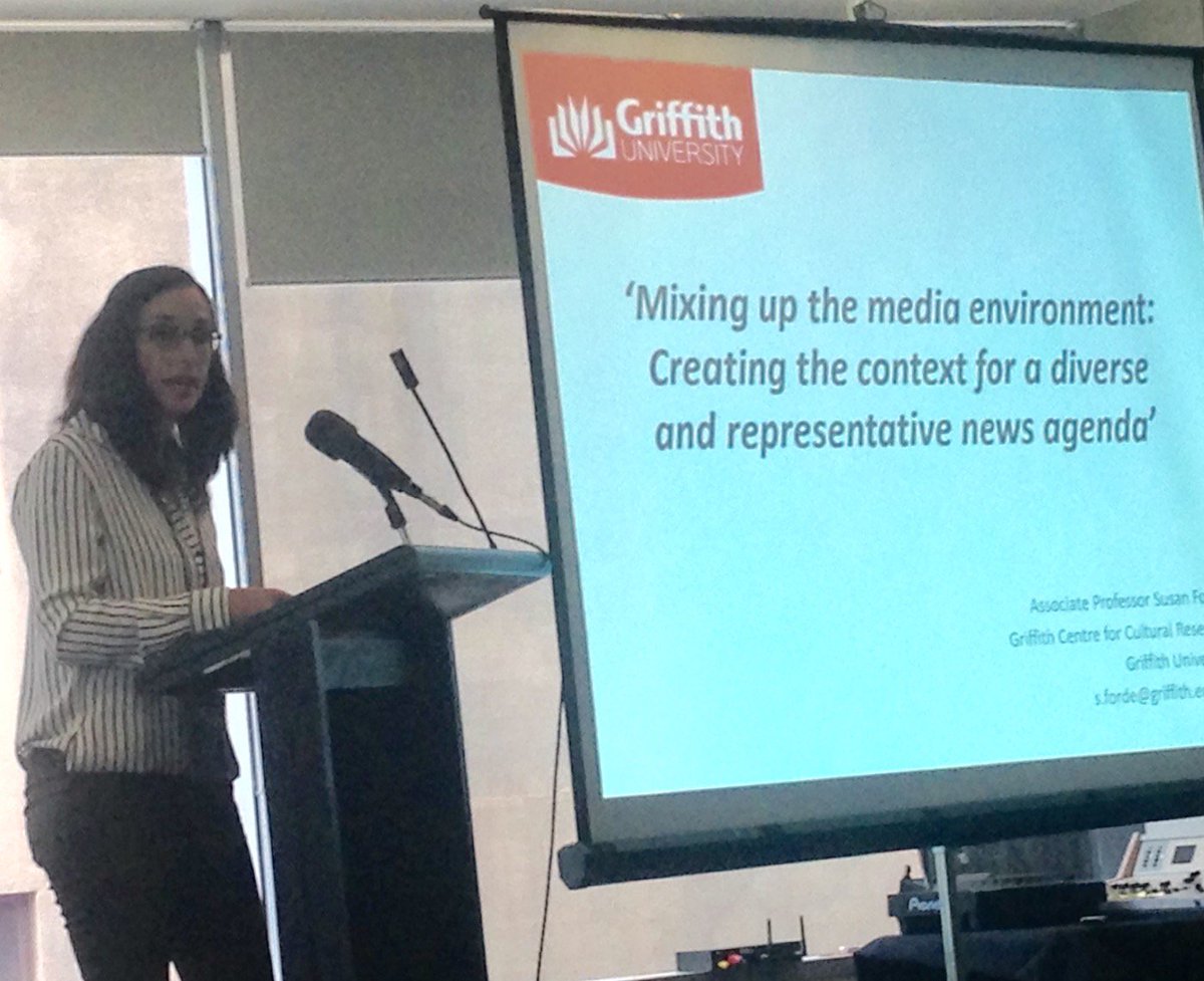 Gangg_Gaa's tweet photo. 'Double-digit increase in audience for their online news sites' says Dr Susan Forde #nembc15 #cChamps15 https://t.co/FSdftdx2xp
