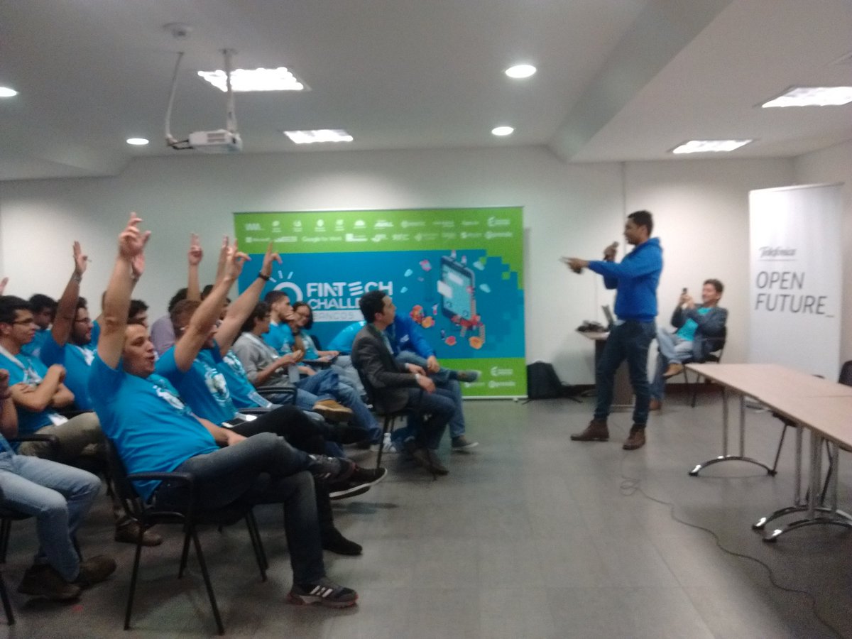 revistamprende's tweet photo. Se da inicio al #FintechChallenge2015 con @abriljulian .. https://t.co/Yu3UNgnbK6