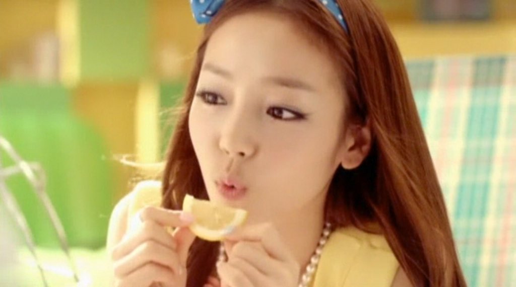 mi_yoon02's tweet photo. ãã©ã¡ããã»ã³ã€ã«ãŸã§ã«
113RTïŒ
åãªãã§æåãããã§ã
#KARA奜ããªäººRT
#KARA
#ãã©
#113RT
#ãã©ãã³ã®åä¿¡ããŠã
#æ¥å¹Žã®1æ13æ¥ãŸã§ã«
#RTãã人å
šå¡ãã©ããŒãã
#KAMILIA https://t.co/vRF9pNKzFk
