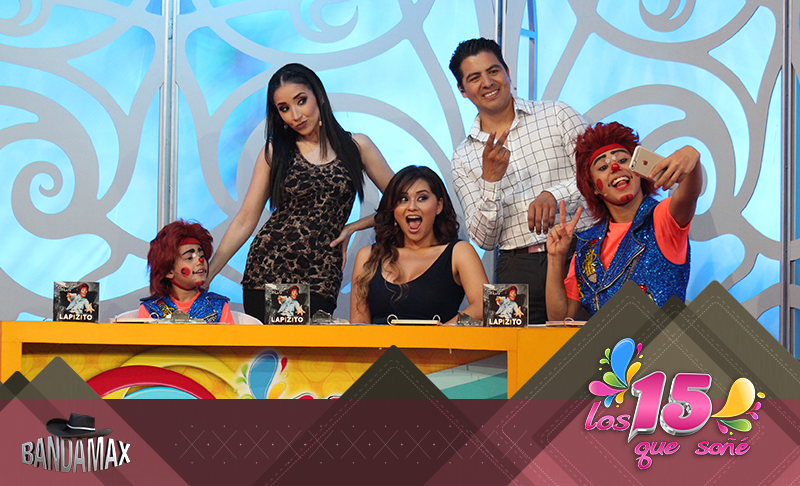TvBandamax's tweet photo. Esta tarde @lapizito123, @GOMITA_OFICIAL y @Lapizinoficial serán los jueces de @Los15quesone 5:30pm https://t.co/M4k7u67rX2