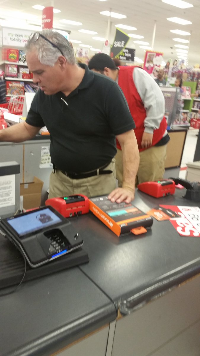 yolleen_g's tweet photo. Another Box about to be activated #topupcards #wow @WillisonKim @gonzo_edj @SPG_JLee https://t.co/NSwvIXEVDp