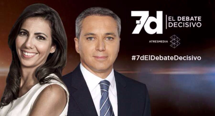 MonicaCarrillo's tweet photo. Soraya,Pedro,Pablo,Albert.Faltaban 2 nombres: @_anapastor_ y @VicenteVallesTV
¡Ya estamos todos!
#7dElDebateDecisivo https://t.co/8VaH2GC7N3
