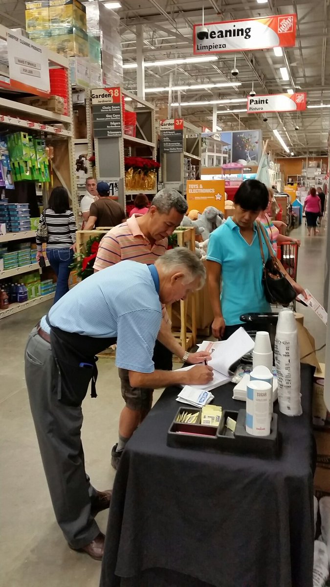 OscarARSman's tweet photo. Ismael is on fire in west Kendall 6339!! @THDHowie  @homedepot6339 https://t.co/6cVxFWU7t4