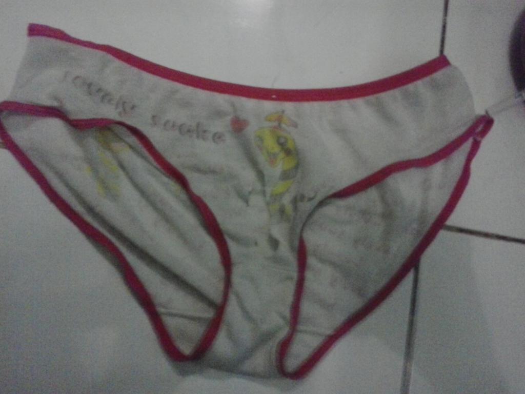 Lagi nih koleksi.. Sengaja di bolongin biar gampang hihihi