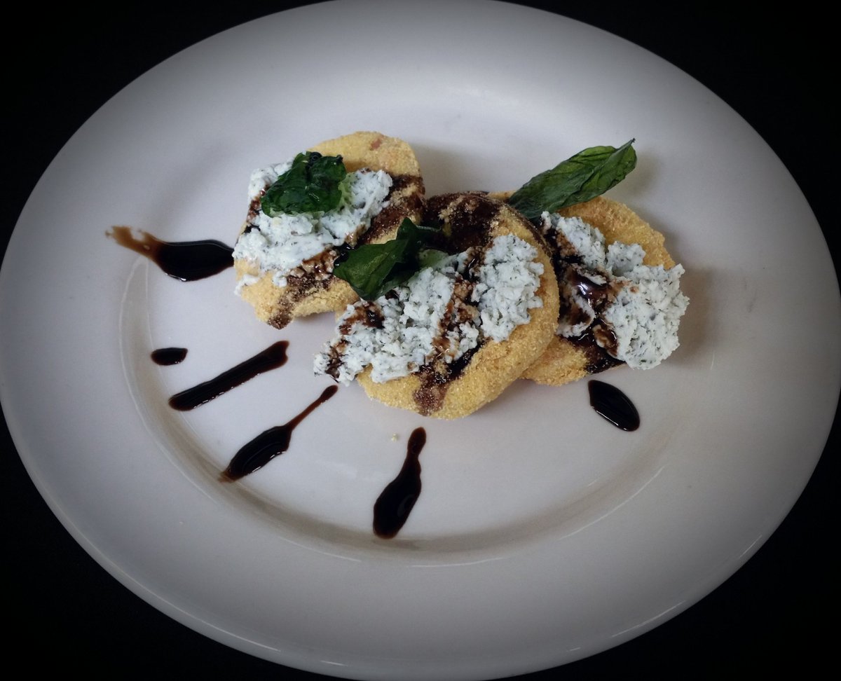 MilanoInn's tweet image. Some Amazing Specials Tonight! Call For A Reservation Or Book On Open Table.