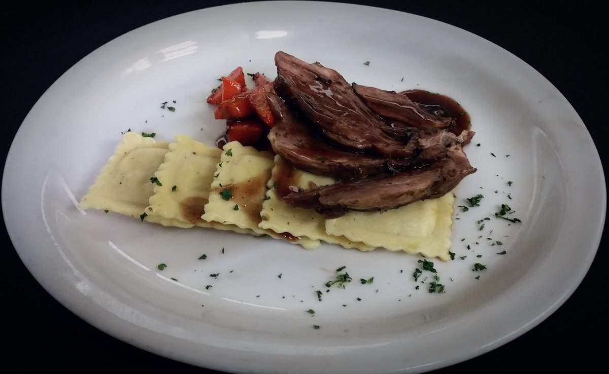 MilanoInn's tweet image. Some Amazing Specials Tonight! Call For A Reservation Or Book On Open Table.