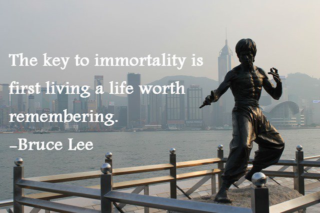 ChrisWgraf's tweet photo. Happy Birthday Bruce Lee. You are truly immortal @brucelee #BruceLee75 https://t.co/8d2rNey23J