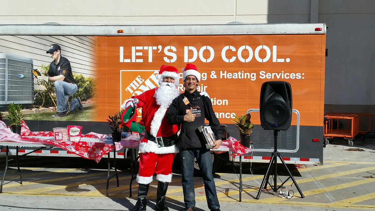 OscarARSman's tweet photo. Santa made it to the Deerwood Home Depot 6976 bringing  $9 TUNE-UPS and more. @THDHowie @ARSeventsHD @jwstowell https://t.co/93FgvHixtH