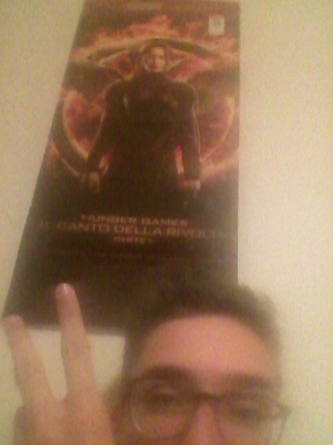 Raffaele_Rdm's tweet photo. @Moro92bygnano ecco il mio #selfico sono in compagnia di Jennifer Lawrence https://t.co/1lBQrn2ALE