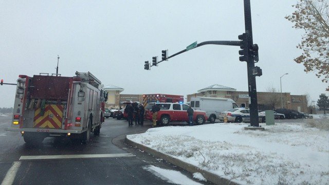 Police: 'Active shooter' near Planned Parenthood in Colorado Springs bit.ly/1llHNvn?utm_me… https://t.co/ch5L5kk22o