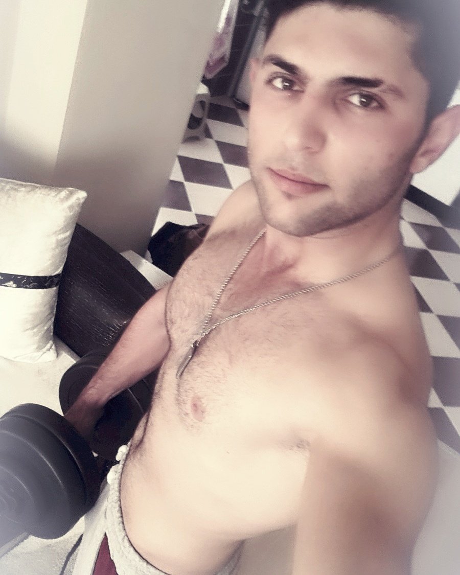 güçlü olmak gerek bazen 😉