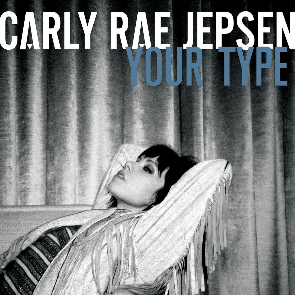 SergioOpinaBlog's tweet photo. A principios de mes, @carlyraejepsen lanzó el clip para #YourType, nuevo single de #EMOTION

https://t.co/SdzJx6626f https://t.co/3meiMdx9Pu