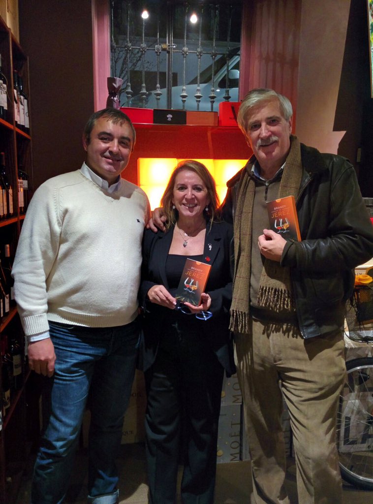 palomalombana's tweet photo. @RevistaTural y @Sazonando en @reservaycata #brandyexperience @brandydejerez https://t.co/snxgUiddYG