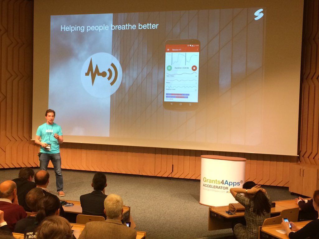 MichaelReiterPR's tweet photo. Pitch/ @Sendinaden: the importance of breathing/ masks printed - perfect fit/ individual. Available as of today #G4A https://t.co/pjk0RFaQio