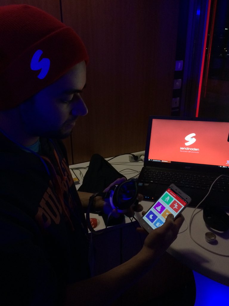 MichaelReiterPR's tweet photo. @sendinaden: intelligence-enhanced mask for wellness and therapy control / COPD, apnoea, asthma + inhalation #g4a https://t.co/TyY1kmy4A5