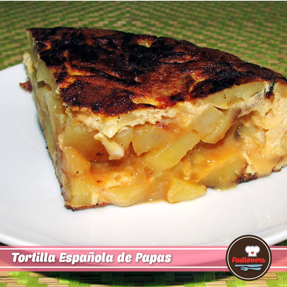 FudloversPty's tweet photo. De seguro has probado este platillo, pero, ¿hás intentado hacerlo en casa? ¡Delicioso!

#fudlovers #tortilla #comida https://t.co/LFoFVNoX0F