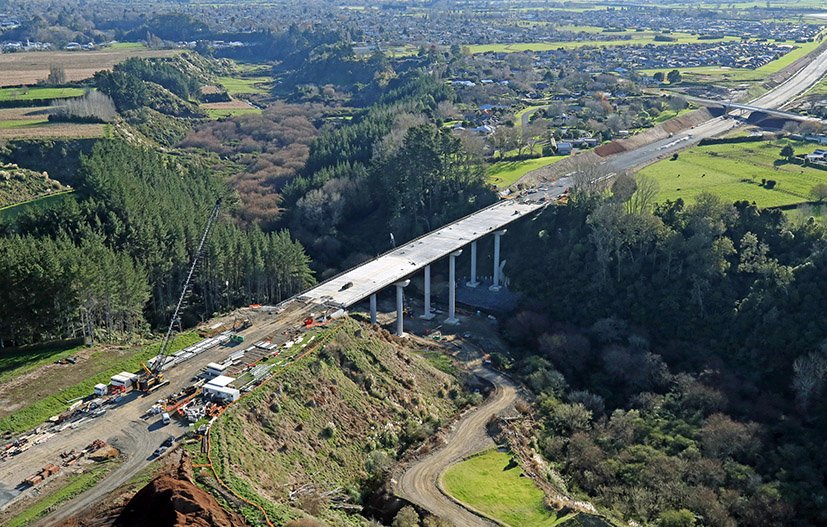 NZContractormag's tweet image. Four months of construction in two minutes: Karapiro Viaduct on time-lapse 
bit.ly/1PKYGwC