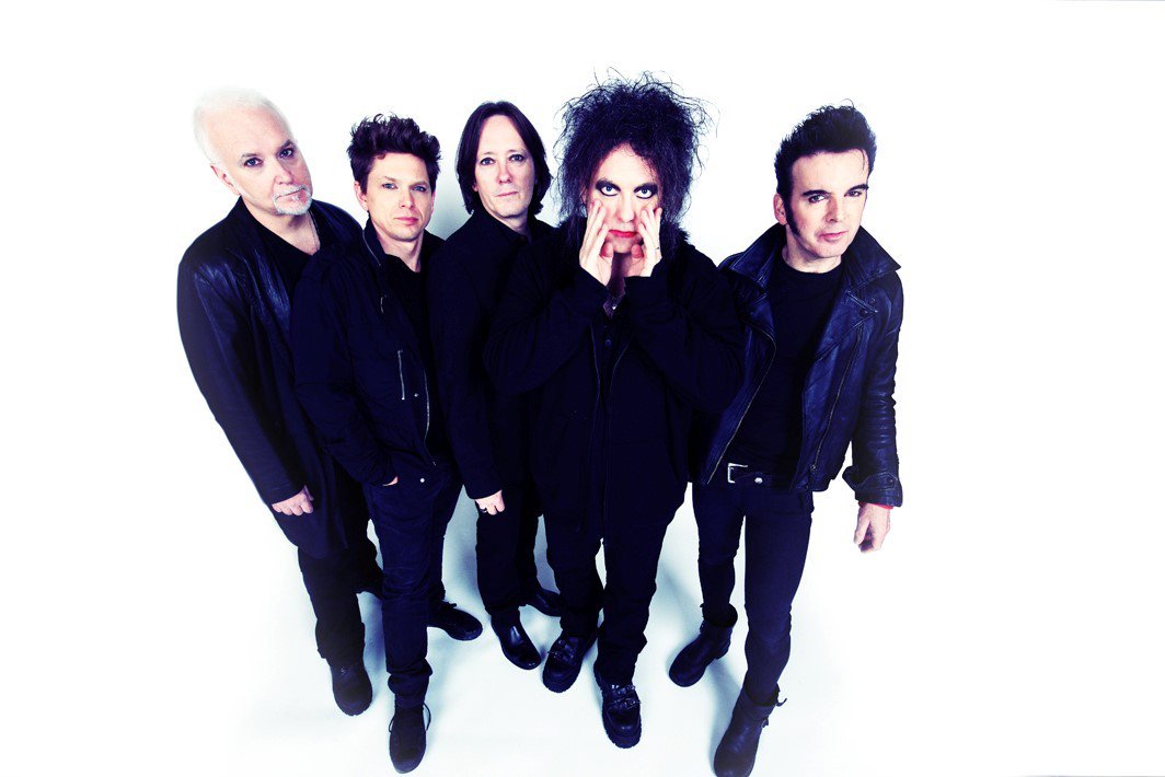 LiveNationSFL's tweet photo. We still have lawn tickets available for @TheCure's 2nd SHOW at @BayfrontParkamp on 6/27 !  https://t.co/qzbs5ZmDf5 https://t.co/mibYhR24qQ