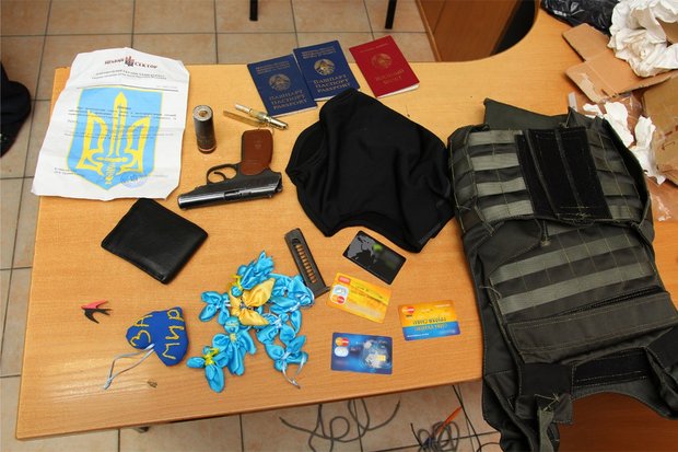 У Білорусі затримали чоловіка, що воював в АТО pravda.com.ua/news/2015/11/2…