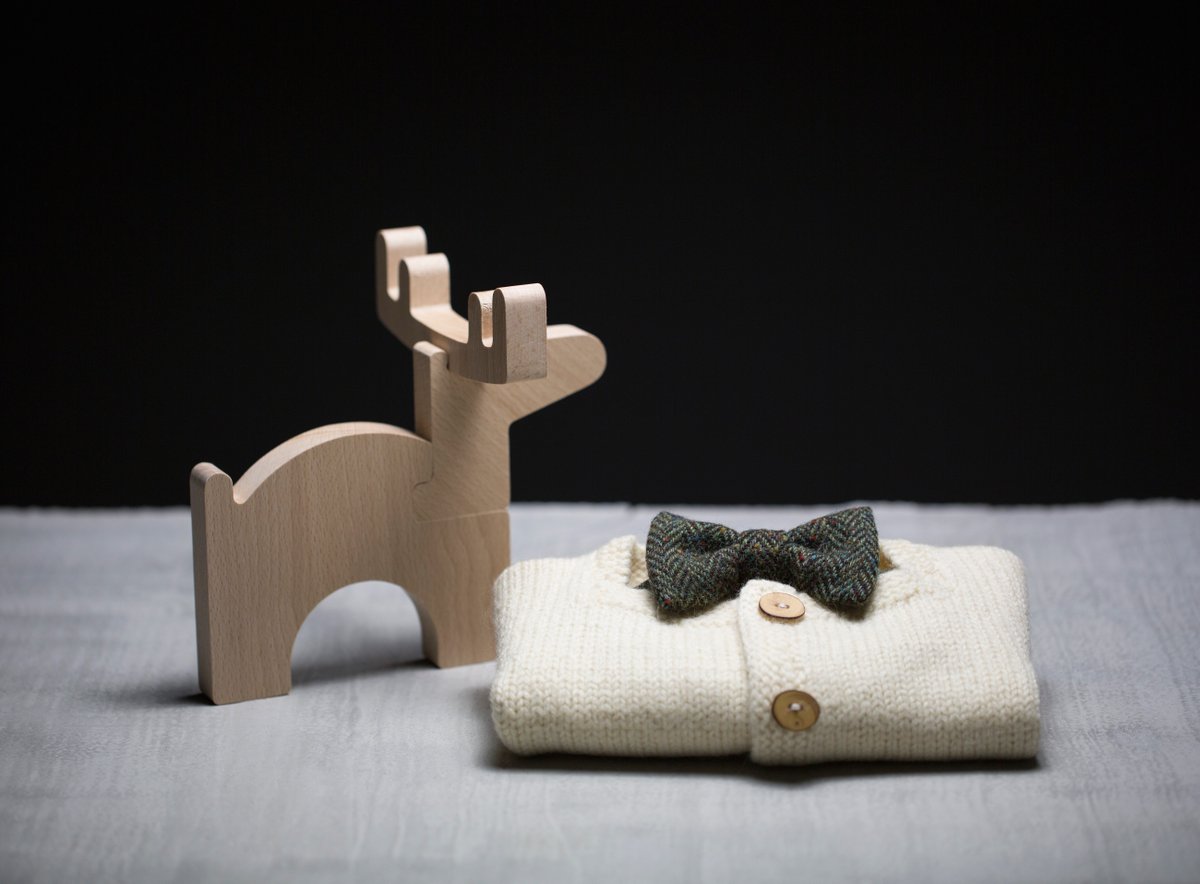 Great Irish Elk <a href="/Sat_Workshop/">Saturday Workshop</a> Tweed Dickie Bow/Reversible Cardigan <a href="/ElksofIreland/">Elks of Ireland</a> #giveirishcraft15 #LateLateToyShow