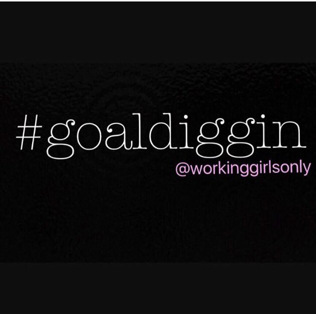 BryceWorking's tweet photo. Dig in ladies 💜 https://t.co/MCl4nnGUnZ