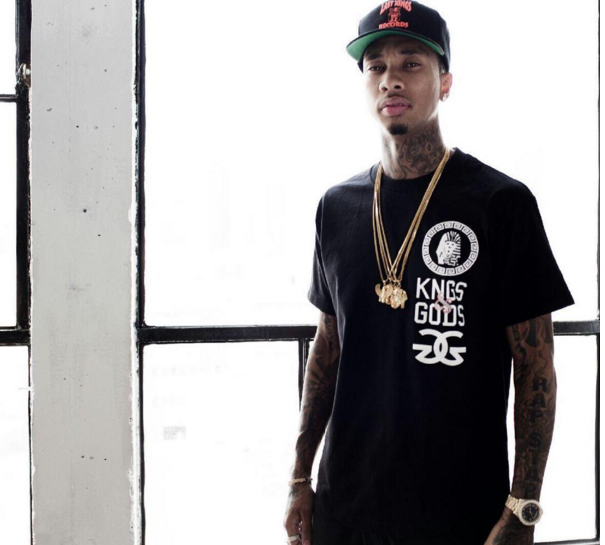 Tygabrr's tweet photo. Tyga via Instagram - ''Novo  @ lastkingsco @ tillys Black Friday, a venda! https://t.co/r1Sd2POu8i'' https://t.co/GQQkotPgX8