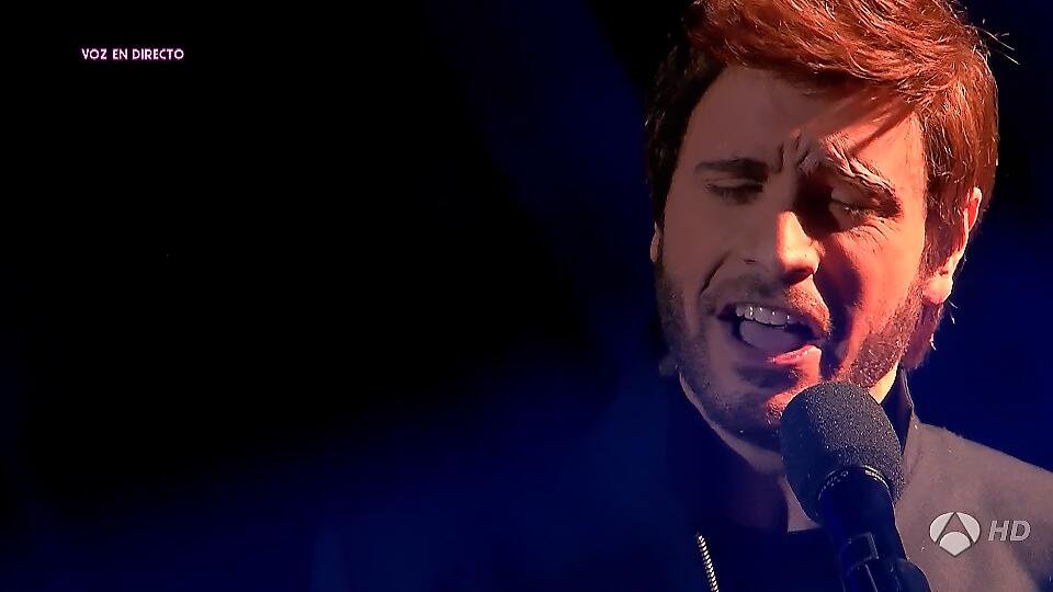 xavierdme's tweet photo. Dicen que es Pablo Alborán... para mi es una mezcla entre Blas de Auryn, Vicky Larraz y Antonio David #TCMS11 https://t.co/vHPjgTsbmI