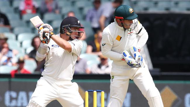 theheraldsun's tweet photo. Nine’s #9hdfail angers cricket fans https://t.co/NxUOR55pGc #AUSvNZ https://t.co/tqgOv2Nk65