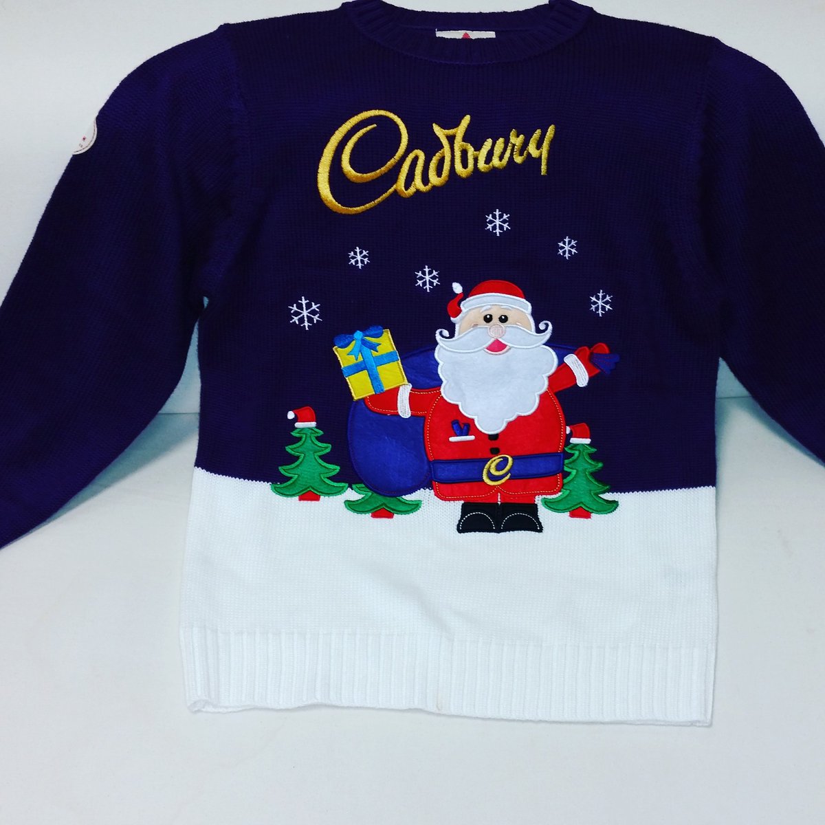 CadburyIreland's tweet image. Like Ryan, we love a good #ChristmasJumper
Like ours? RT for a chance to win one! #LateLateToyShow #FreetheJoy