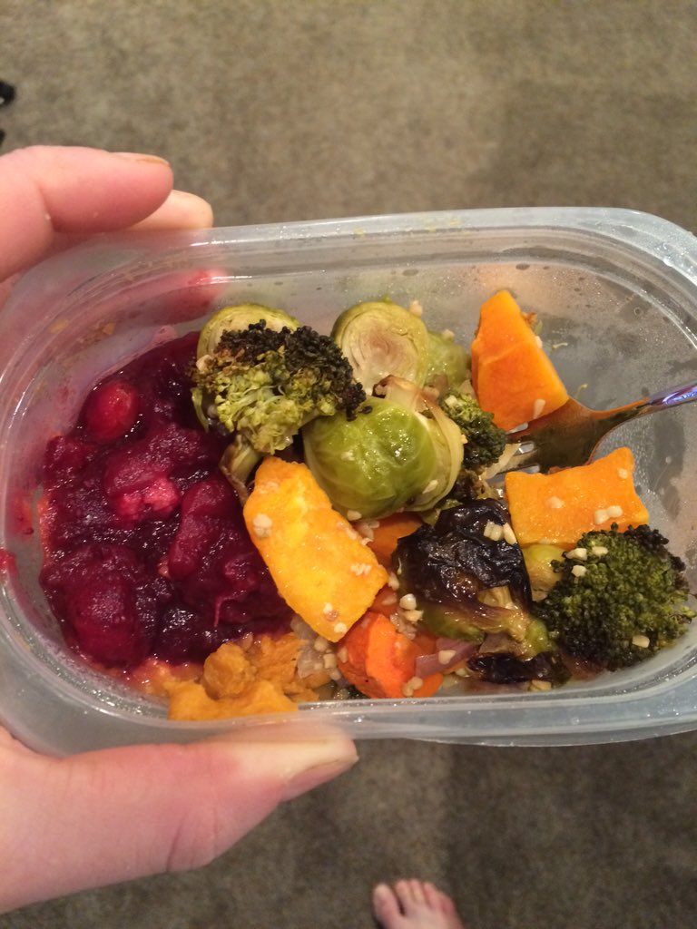 FittyPhish's tweet photo. #Leftovers #vegetarianthanksgiving https://t.co/iS3QT4rV6o