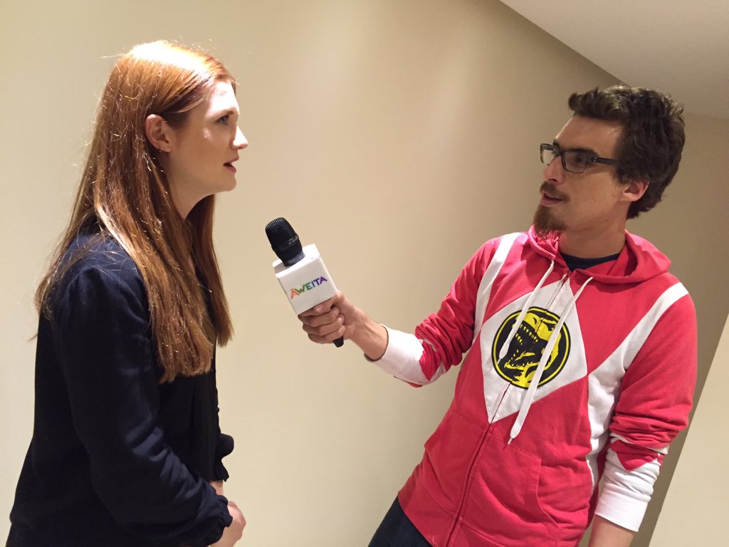 LimaGeekFest's tweet photo. Las primeras de @aweita_pe! #LimaGeekFest15 #YoSoyGeek #LGF15 https://t.co/urZRqyUlPq