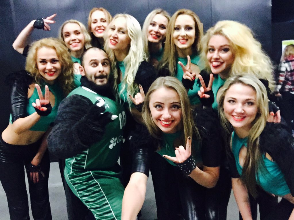 Having fun on backstage 😜 #redfoxes #istanbul #darussafaka #basketball #mascot