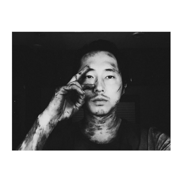 WalkingDead_AMC's tweet photo. Welcome back. 📷: @SteveYeun #TWD https://t.co/XdHLwZVgrm