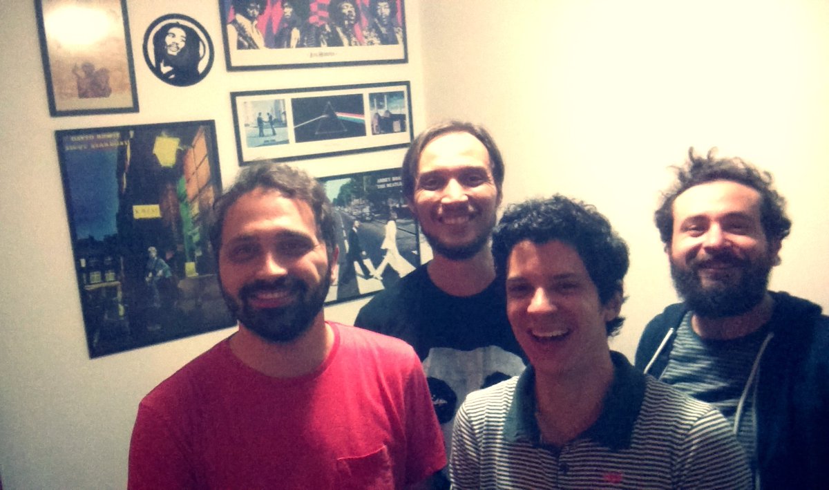 bandailustra's tweet photo. Reunião!!! https://t.co/yRBVOzMKHI