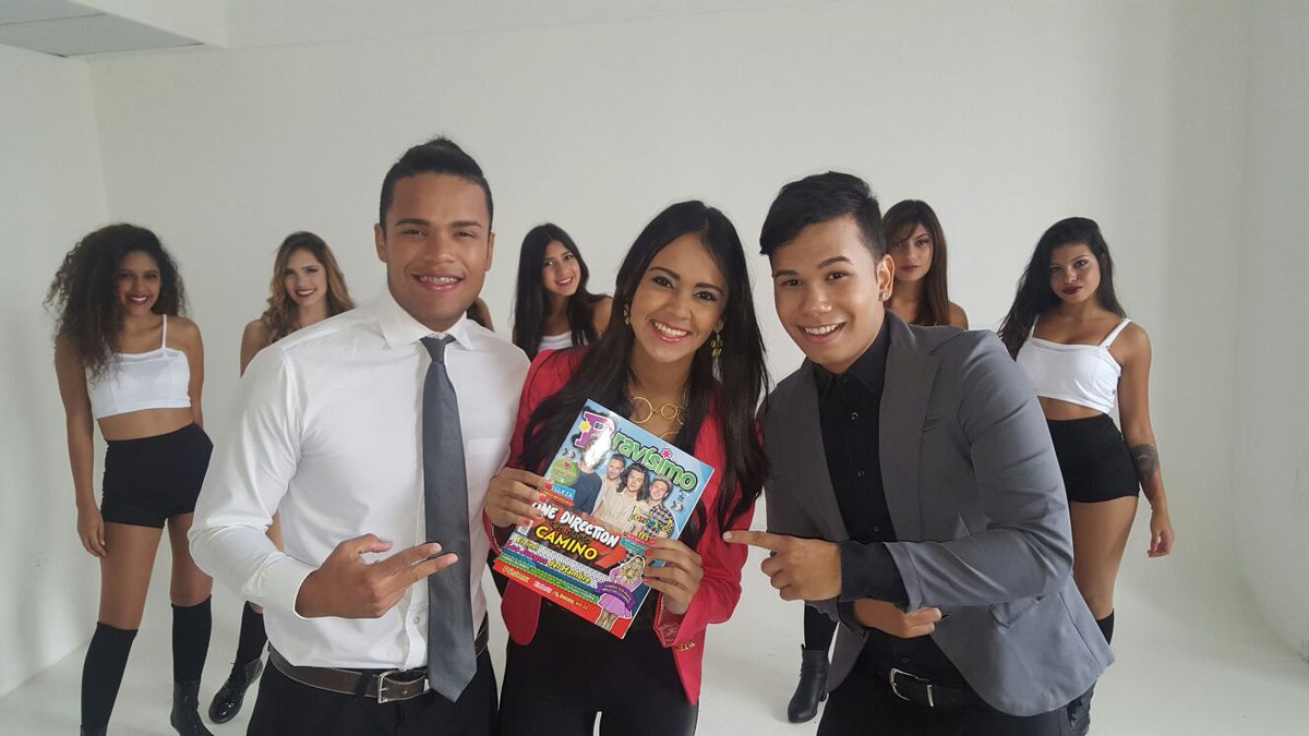 EsJossBaby's tweet photo. Aqui con todo nuestro equipo de trabajo @ClioMusica gracias al apoyo de @BravisimoNews y @Kavantertaiment https://t.co/fAlpWwSQW2