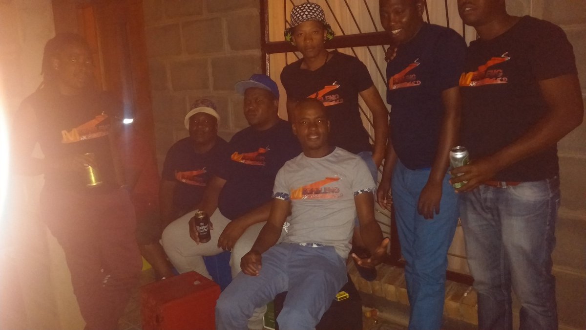 ZiggyMachitje's tweet photo. Great music... Killing It @Hit_Refresh #MWPIRed https://t.co/sbZLjir6sm