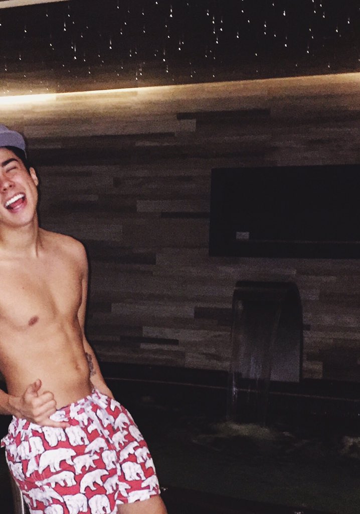 mariobautista_'s tweet photo. Nueva imagen en instagram en 55 segundos !! Vamos a romper récord de likes 💪🏻
PARA VERLA ⬇️
https://t.co/fkoQVJZLhO https://t.co/5bzH5V1PpA