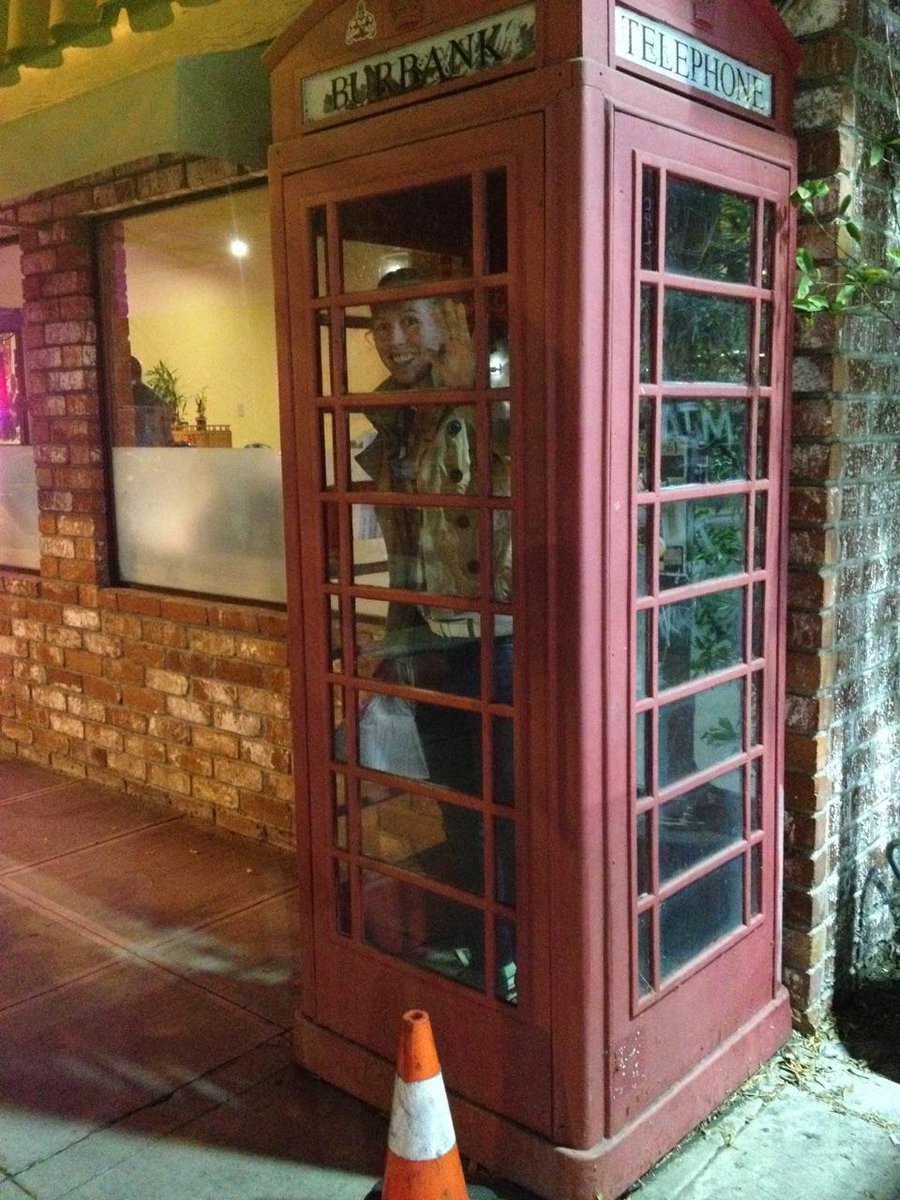 HannahOrders's tweet photo. Doctor I'm available if you get tried of Clara. #DoctorWho #tardis #DoctorWhoexperience #PhoneBoothGoingUp https://t.co/2UFBEAkKSP