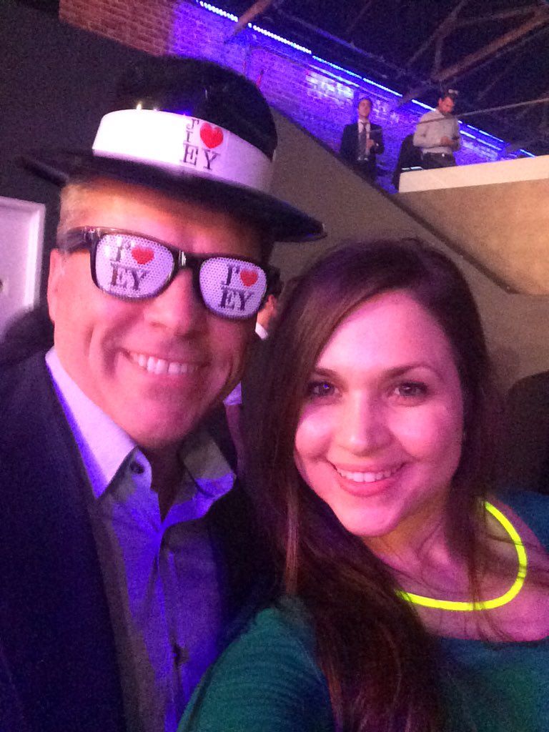 dinatsitouras's tweet photo. #eyselfiemtl #daddy https://t.co/YDlLpFvWKj