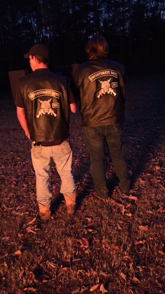 CowBoyKilla13's tweet photo. #UNFORTUNATESONS https://t.co/S9ypiseXYC