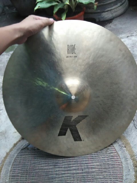 billy_ka_ha's tweet photo. For sale Ride zildjian K 20" good condition. @DrumBagus https://t.co/L6YHukXqzx